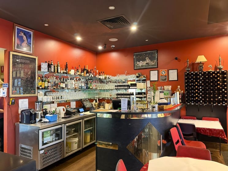 Click to view all images 437-439 Dean Street Albury NSW 2640 - Image 3