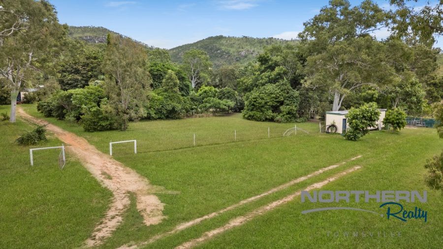 Click to view all images 19, 91 Paul James Drive Nome QLD 4816 - Image 3