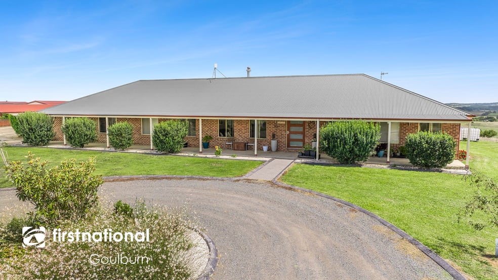 Click to view all images 222 Rosemont Road Goulburn NSW 2580 - Image 2