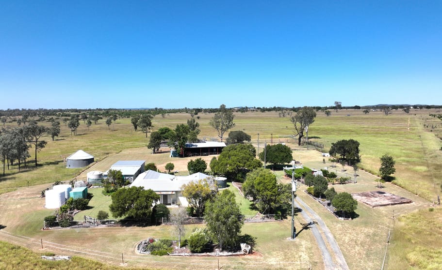 Click to view all images 338 Cheeseborough Rd Clermont QLD 4721 - Image 1