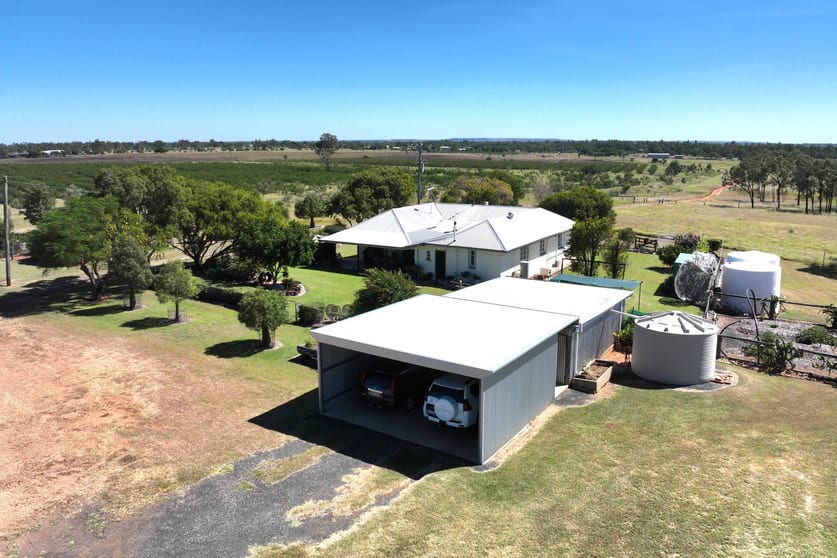 Click to view all images 338 Cheeseborough Rd Clermont QLD 4721 - Image 2