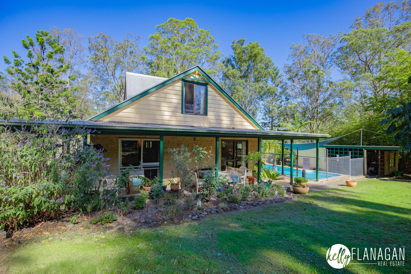 Click to view all images 115 Woolshed Gully Road Temagog NSW 2440 - Image 2