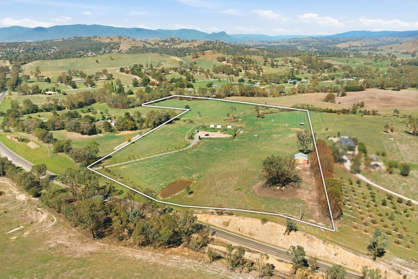 Click to view all images 5393 Maroondah Highway Alexandra VIC 3714 - Image 2
