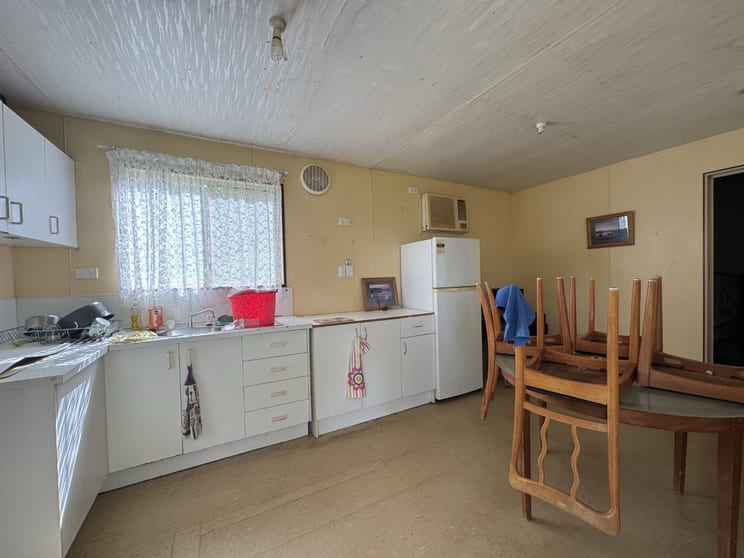 Click to view all images 2 Seal Road Boyne Valley QLD 4680 - Image 3