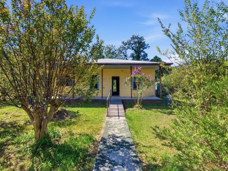 Click to view all images 2022 Orara Way Glenreagh NSW 2450 - Image 2