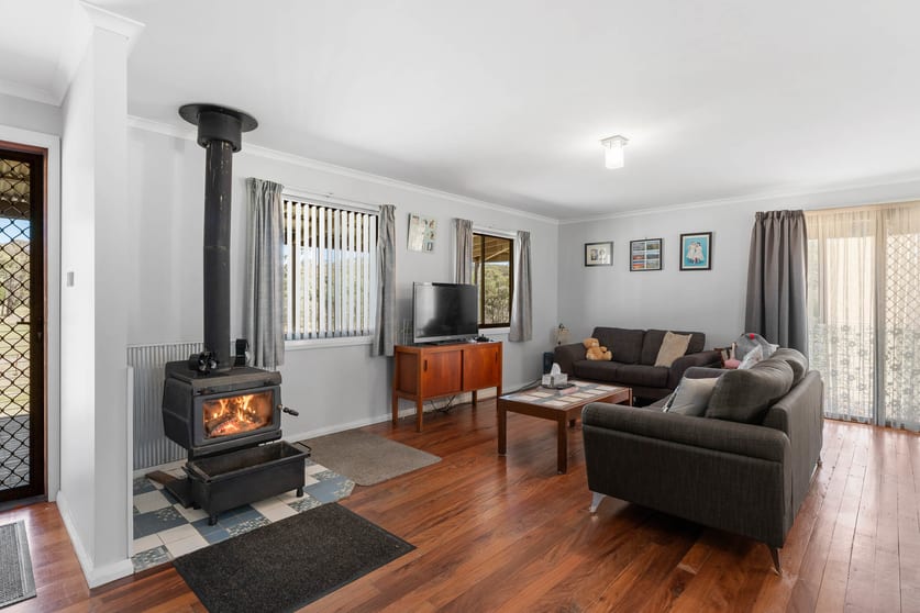 Click to view all images 453 Reids Flat Road Bigga via Crookwell NSW 2583 - Image 3