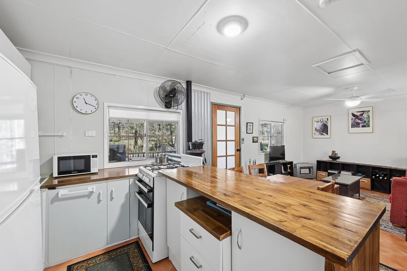 Click to view all images 203 Roberts Road Mudgee NSW 2850 - Image 3