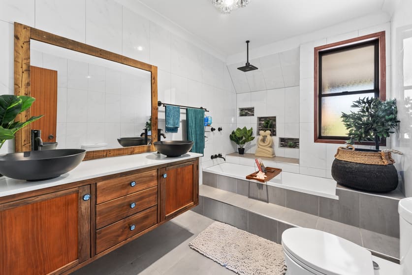 Click to view all images 19 Back Kings Creek Road Lawrence NSW 2460 - Image 3