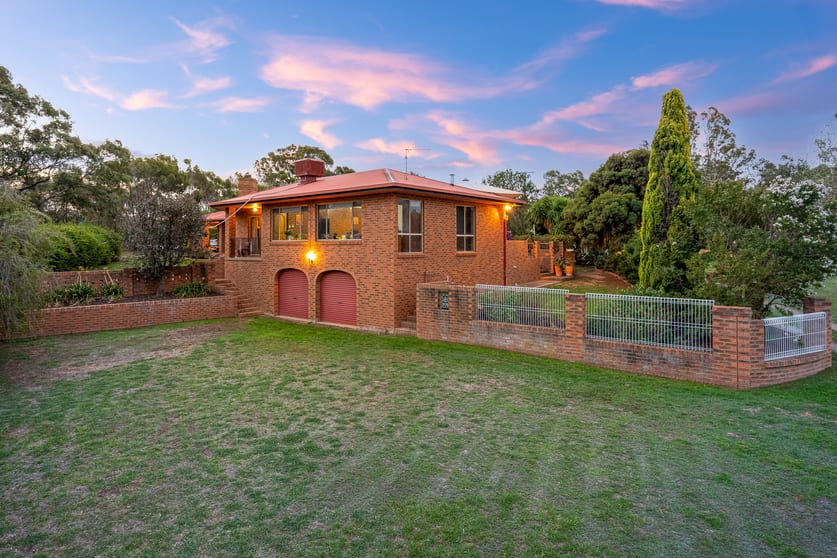Click to view all images 7267 Holbrook Road Springvale NSW 2650 - Image 1