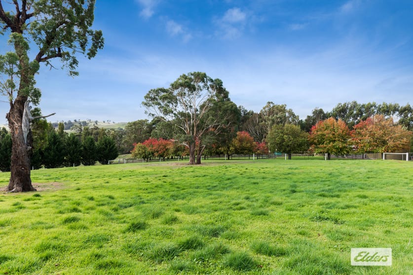 Click to view all images 245 Martins Road Nulla Vale VIC 3435 - Image 1