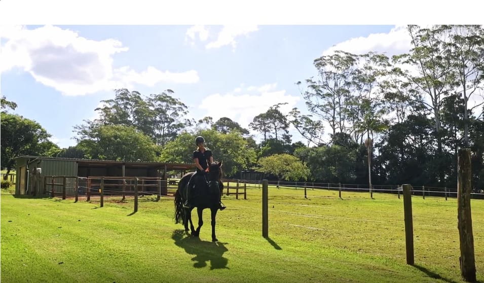 Click to view all images 23-25 Kootenai Drive Tamborine Mountain QLD 4272 - Image 1