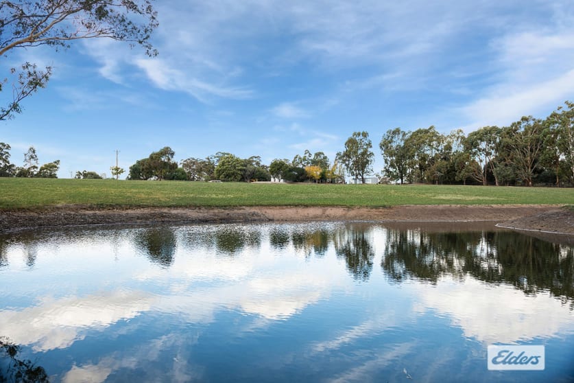 Click to view all images 30 Phillips Road Taradale VIC 3447 - Image 1