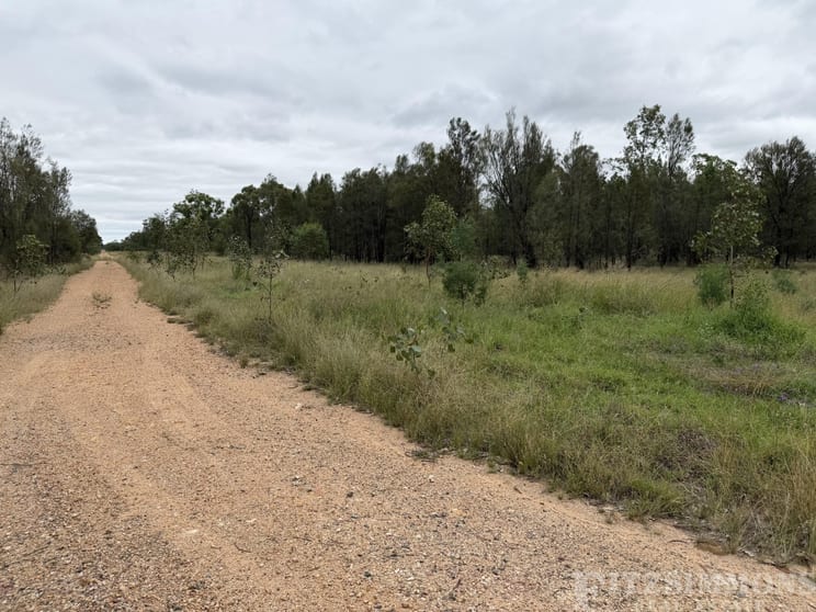 Click to view all images Ducklo QLD 4405 - Image 2