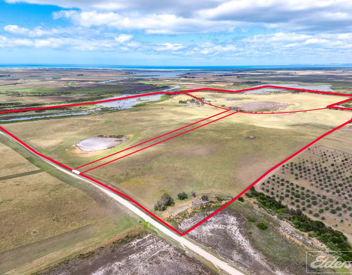 Click to view all images 1408A Randell Road Hindmarsh Island SA 5214 - Image 2