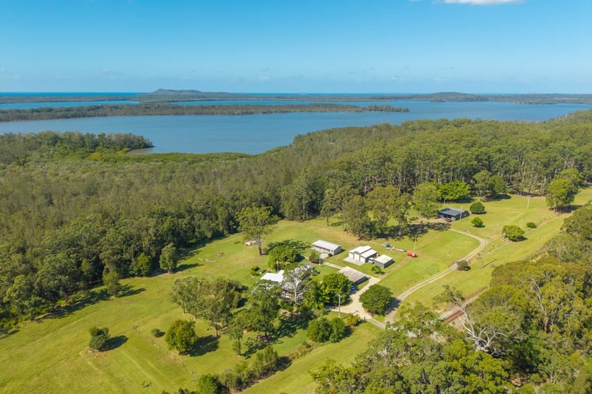 Click to view all images 4300 Pacific Highway Middle Brother NSW 2443 - Image 1