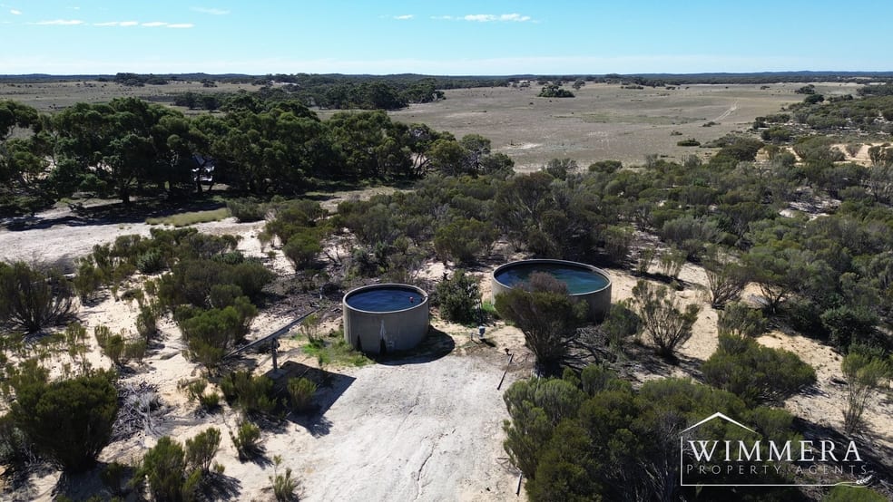 Click to view all images . Murrawong North Road Telopea Downs VIC 3420 - Image 2