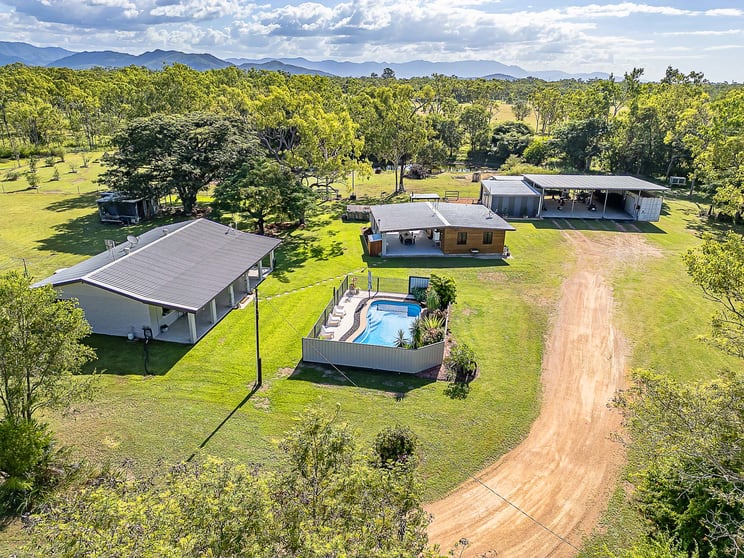 Click to view all images 82 Black River Road Black River QLD 4818 - Image 2