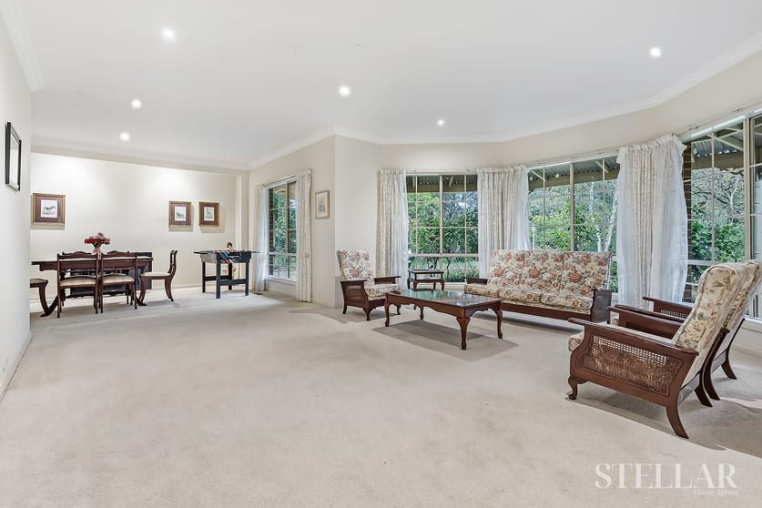 Click to view all images 285 Pakenham Road Pakenham VIC 3810 - Image 3