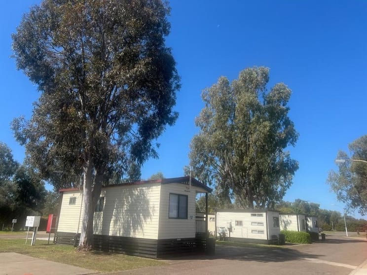 Click to view all images Accommodation & Tourism business for sale in Gunnedah - Image 3