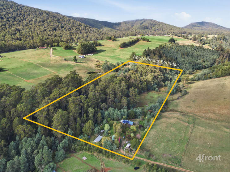 Click to view all images 89 Patons Road Penguin TAS 7316 - Image 1