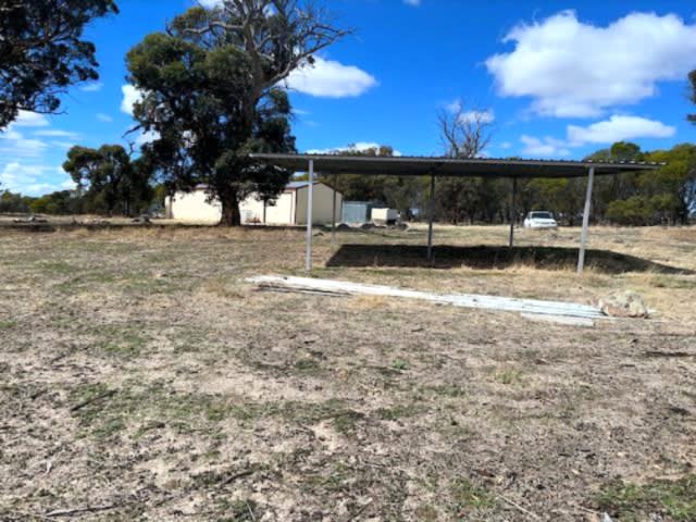 Click to view all images 351 Cooke Road East Popanyinning WA 6309 - Image 3