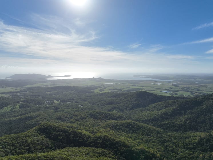 Click to view all images Mount Jukes QLD 4740 - Image 2