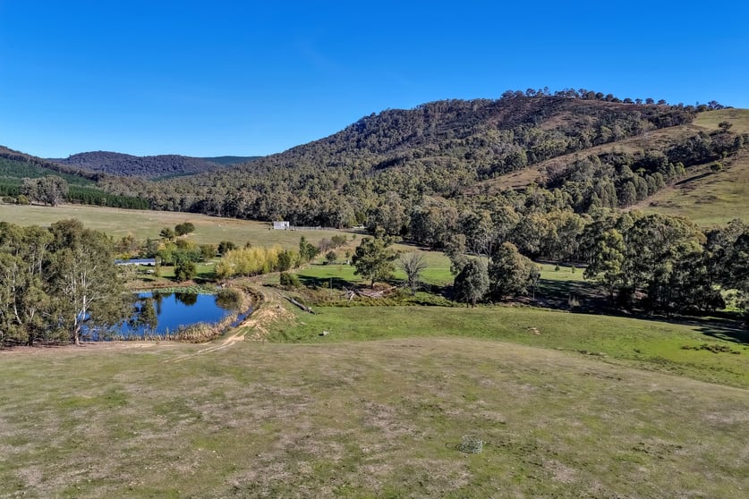 25 Jones Road Tatong VIC 3673 - Image 2