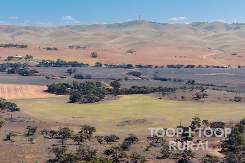 Click to view all images Oaklands Road Dutton SA 5356 - Image 1