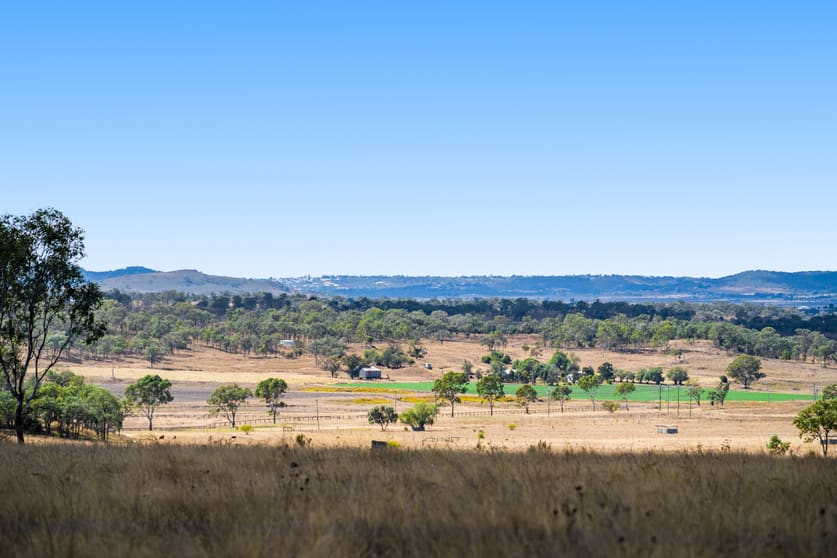 Click to view all images "Springdale" 44 Whittaker Road Southbrook QLD 4363 - Image 3