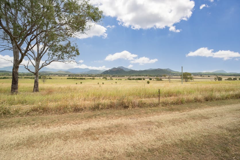 Click to view all images 1708 Boonah-Rathdowney Road Croftby QLD 4310 - Image 2