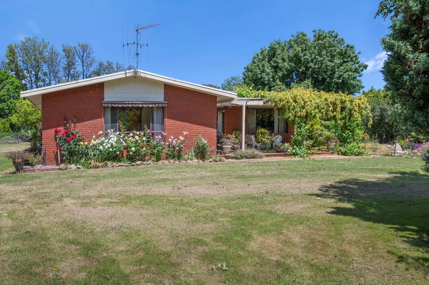 63 Swanpool-Lima Road Swanpool VIC 3673 - Image 2
