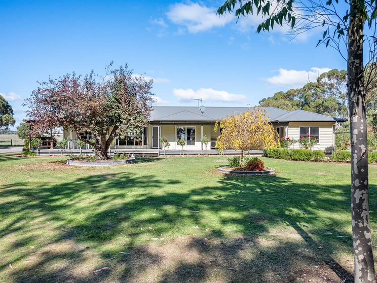 Click to view all images 42 Beesons Road Byaduk North VIC 3300 - Image 3