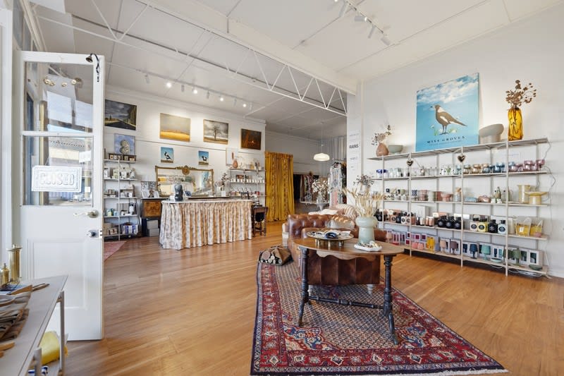 Click to view all images Clothing & Accessories business for sale in Uralla - Image 3