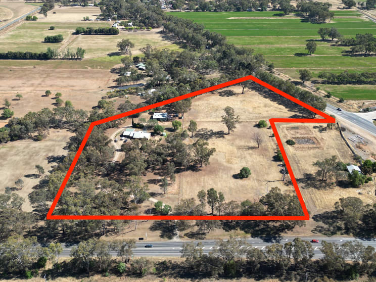 Click to view all images 4180 Murray Valley Highway Yarroweyah VIC 3644 - Image 2