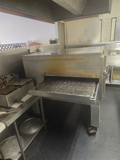 Click to view all images Restaurant business for sale in Robina - Image 2