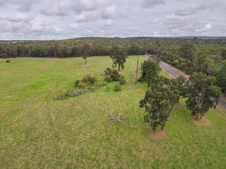 Click to view all images Lot 7296 Muir Highway (Upper Warren) Manjimup WA 6258 - Image 1