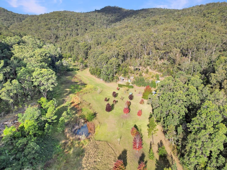 Click to view all images 167 Craft Road Wollombi NSW 2325 - Image 2
