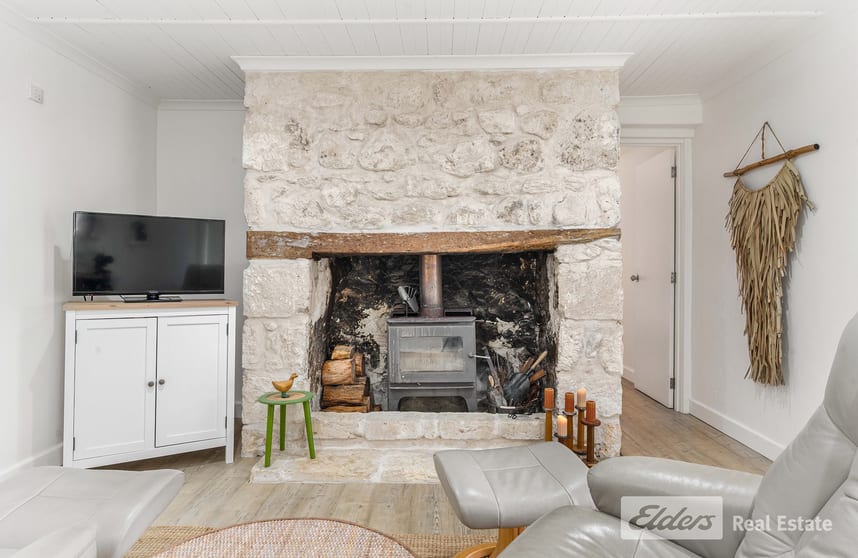 Click to view all images 928 Nora Creina Road Robe SA 5276 - Image 3