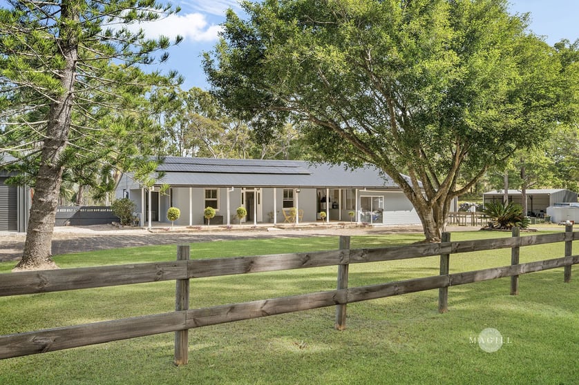 Click to view all images 254 Lake Innes Drive Lake Innes NSW 2446 - Image 2