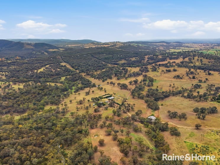 Click to view all images 134 Mersing Road Glanmire NSW 2795 - Image 3