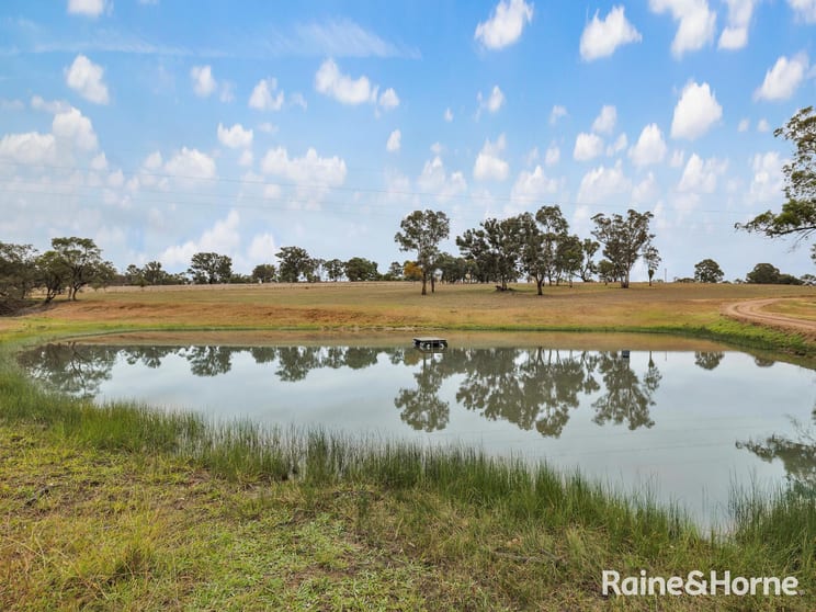 Click to view all images 134 Mersing Road Glanmire NSW 2795 - Image 2