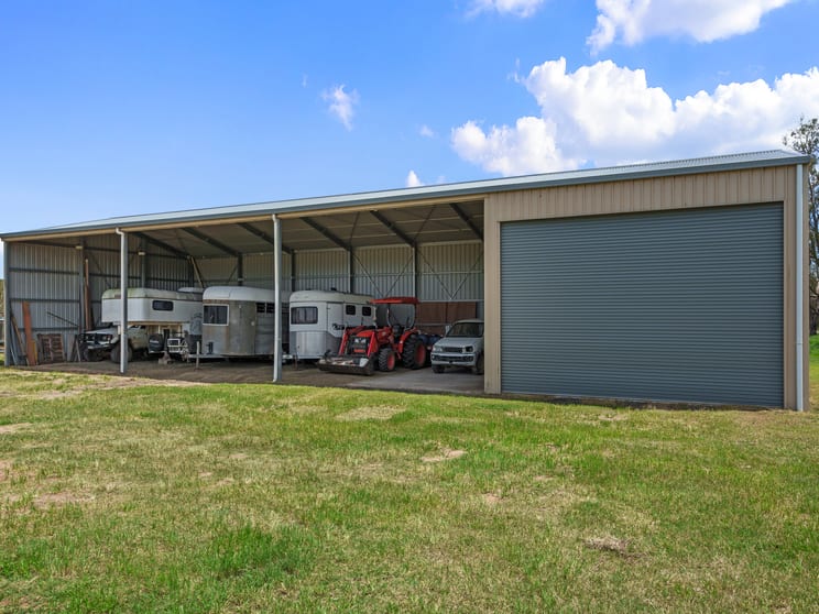 Click to view all images 51 Haslingden Road Lockyer Waters QLD 4311 - Image 3