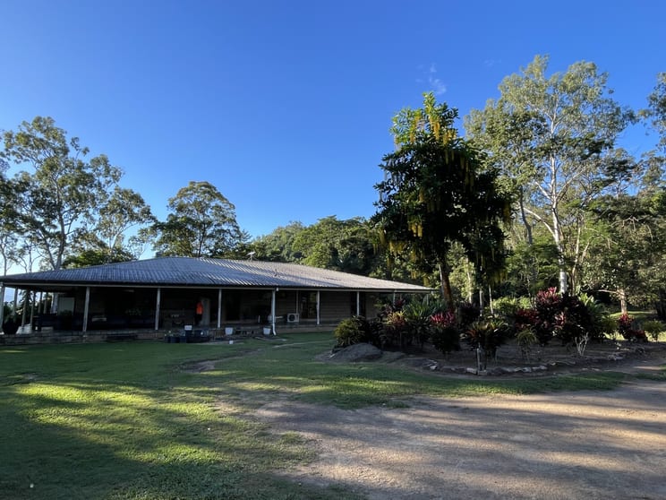 Click to view all images 1596 Hawkins Creek Road Hawkins Creek QLD 4850 - Image 1