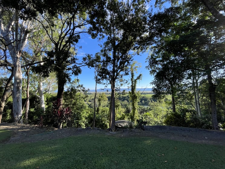 Click to view all images 1596 Hawkins Creek Road Hawkins Creek QLD 4850 - Image 2