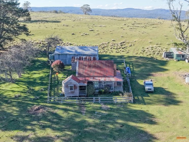 Click to view all images "Thoko" 995 Newline Road Glen Allen NSW 2631 - Image 2