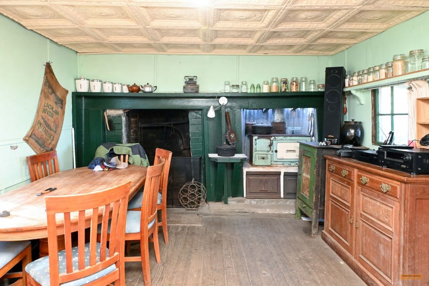 Click to view all images "Thoko" 995 Newline Road Glen Allen NSW 2631 - Image 3