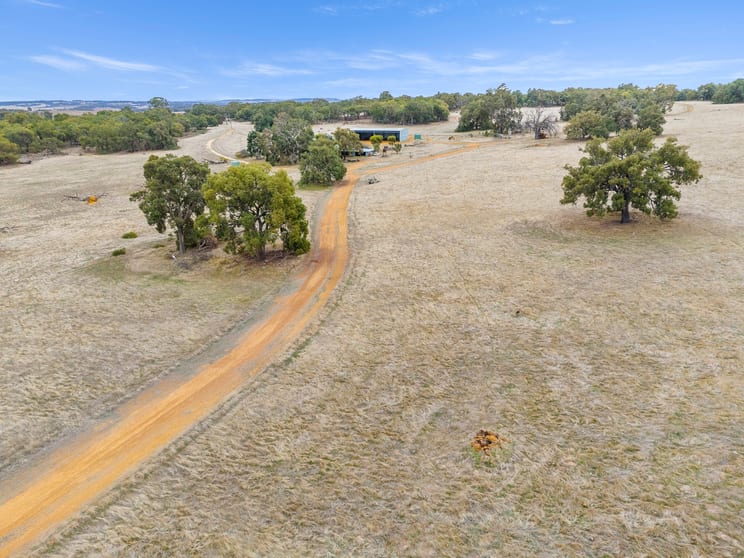 496 North Road Wannamal WA 6505 - Image 2