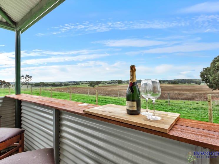 Click to view all images 537 Cookes Hill Road Springton SA 5235 - Image 3