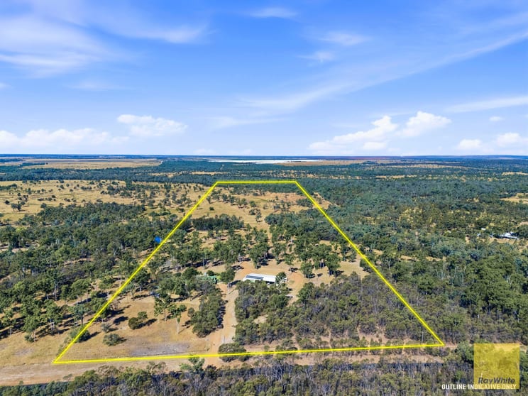 Click to view all images 1315 Selma Road Emerald QLD 4720 - Image 2