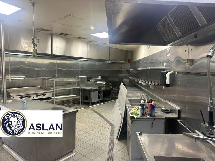 Click to view all images Restaurant business for sale in Docklands - Image 1